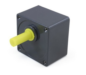 В продаже появились цилиндрические редукторы для установки на шаговые двигатели